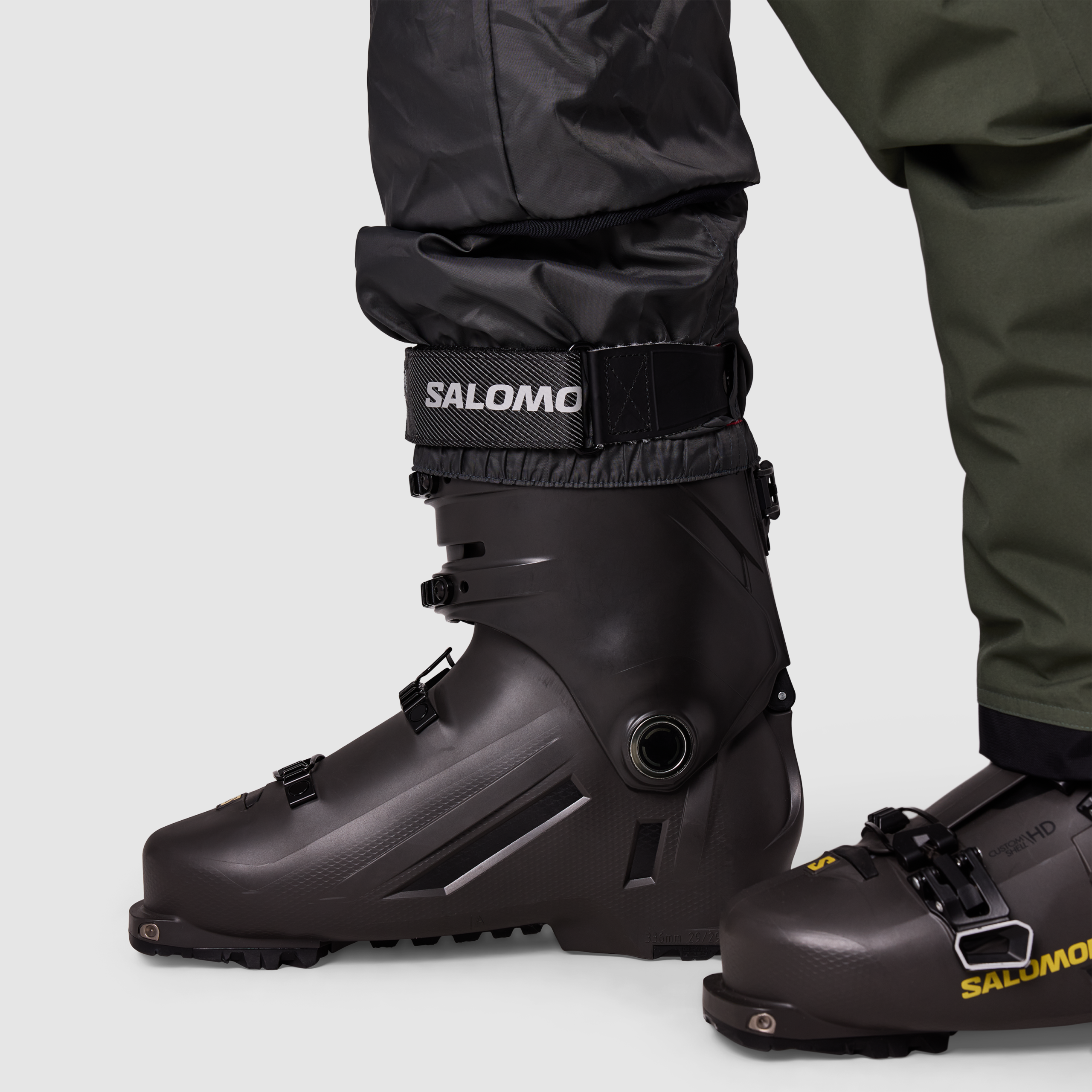 Men's Snowcrew Pant - Image 10