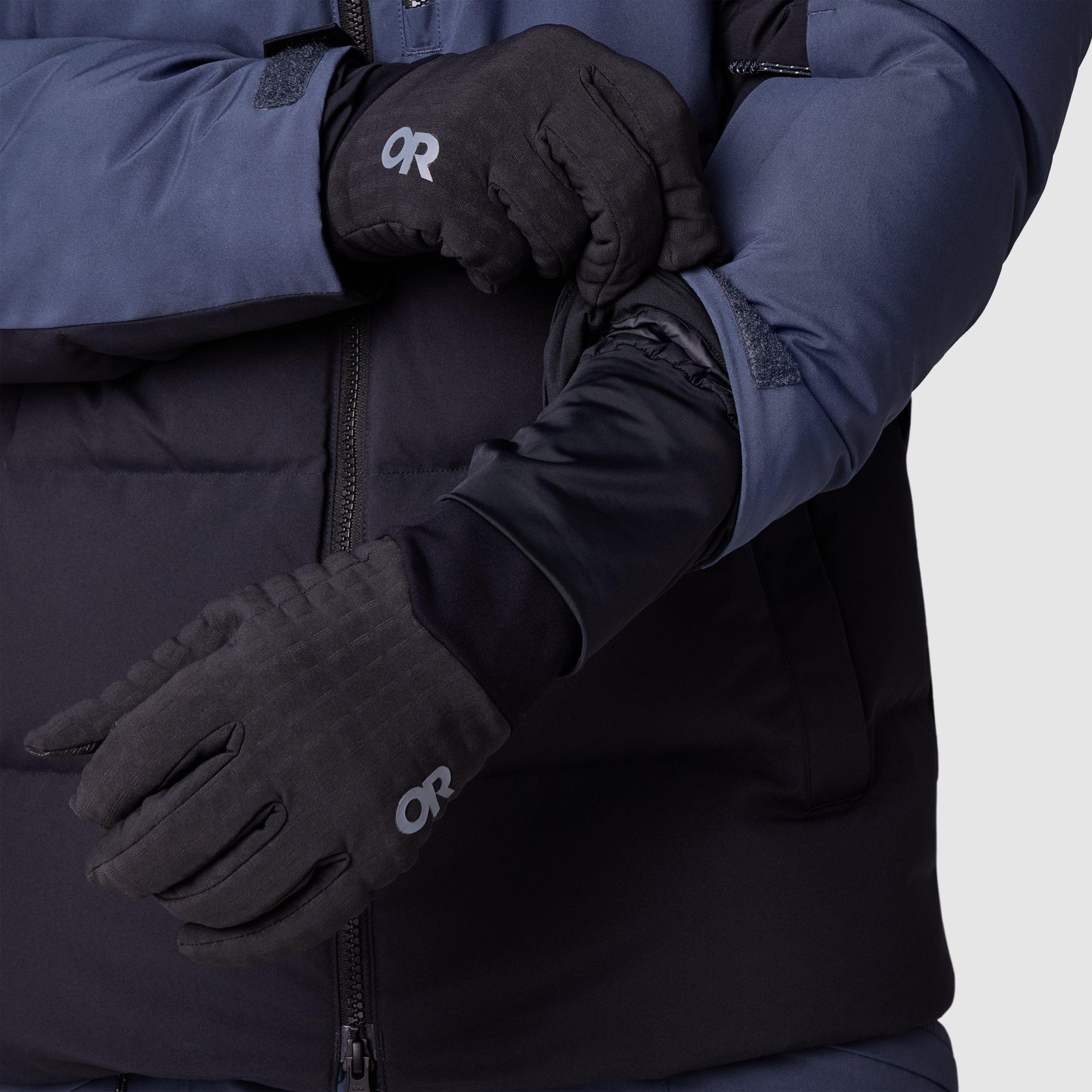 Men's Snowcrew Down Jacket - Image 15