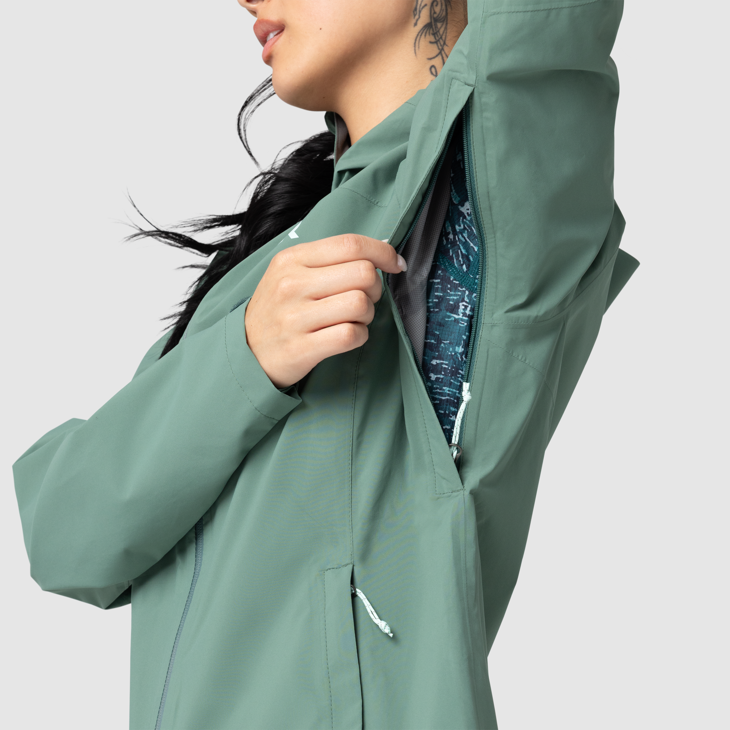 Women's Stratoburst Stretch Rain Jacket - Image 7