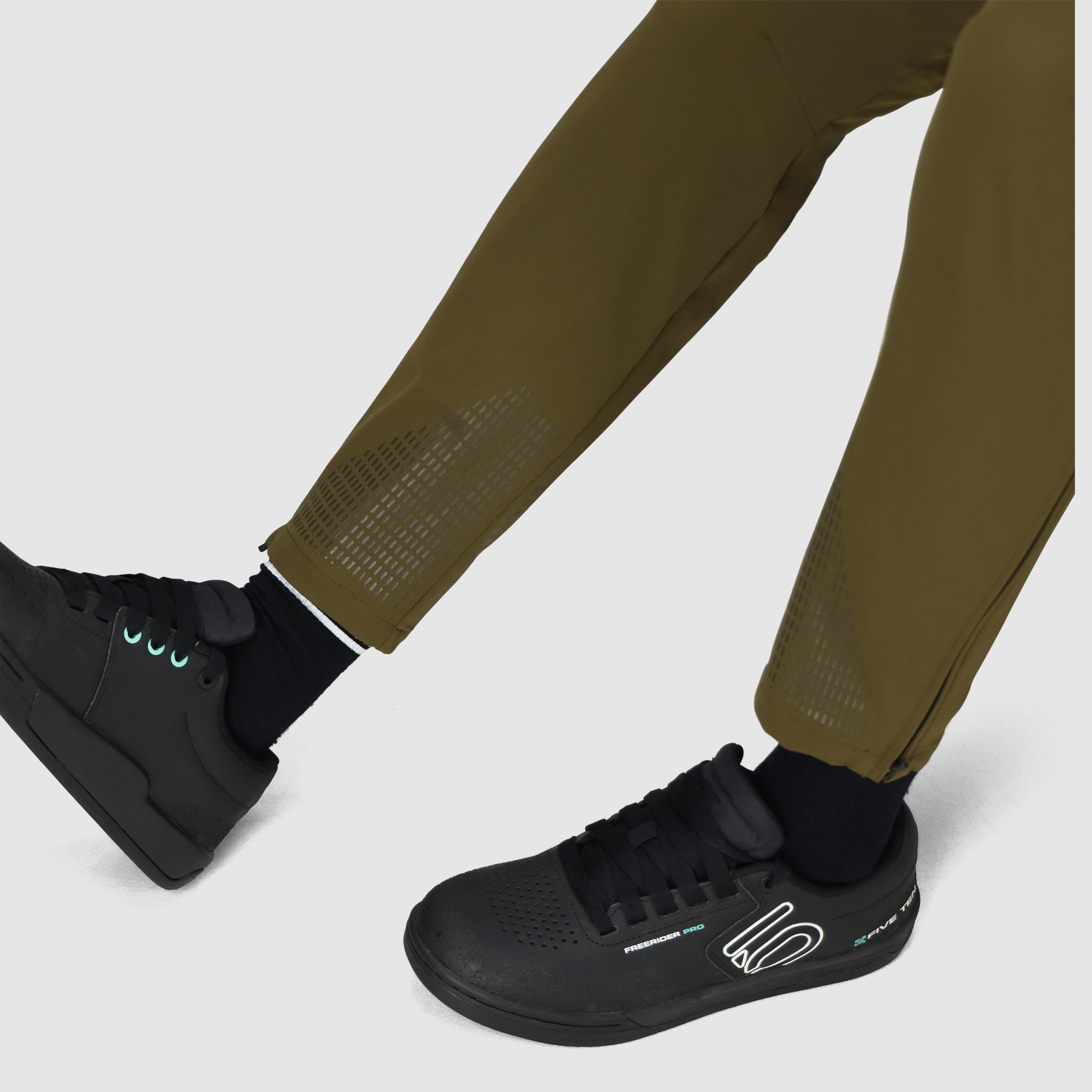 Women's Freewheel MTB Ride Pant - Image 18
