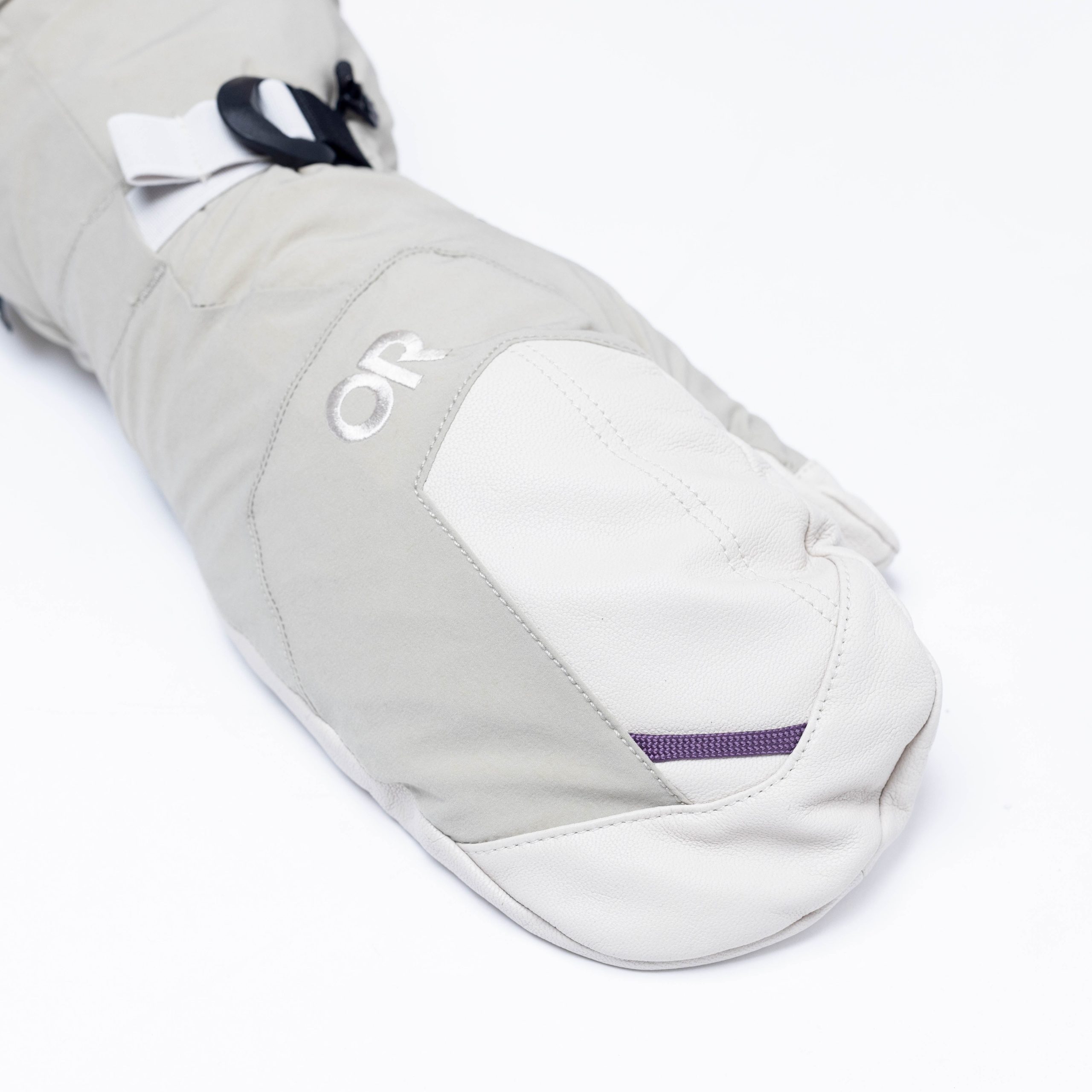 Arete Modular GORE-TEX® Mitt - Image 18