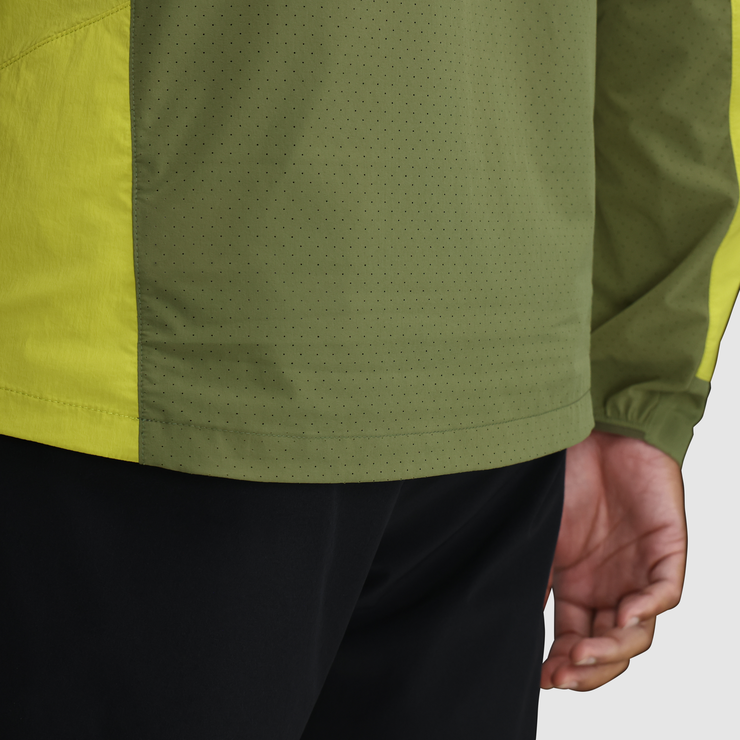Men's Deviator Wind Jacket - Image 21