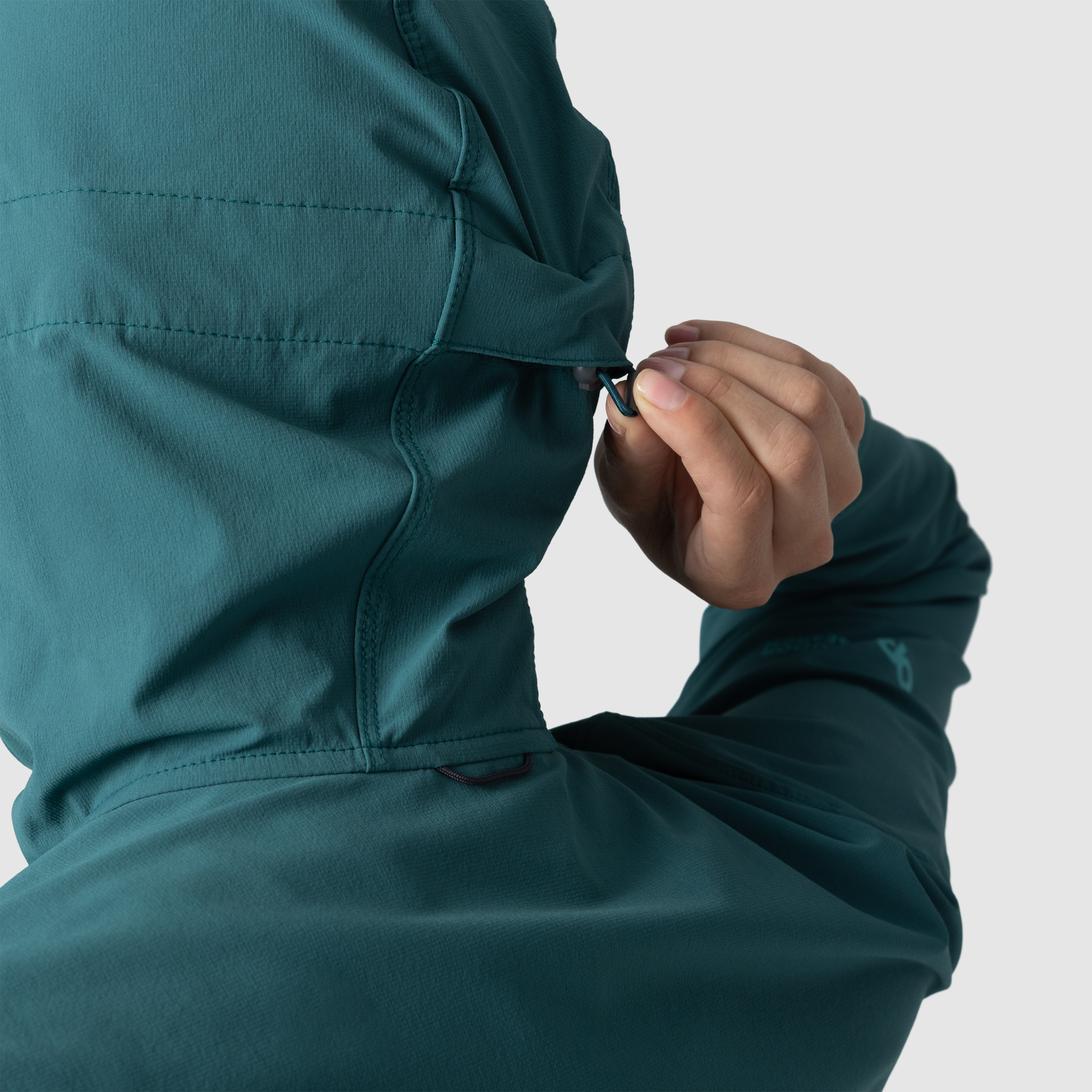 Women's Ferrosi Hoodie - Image 13