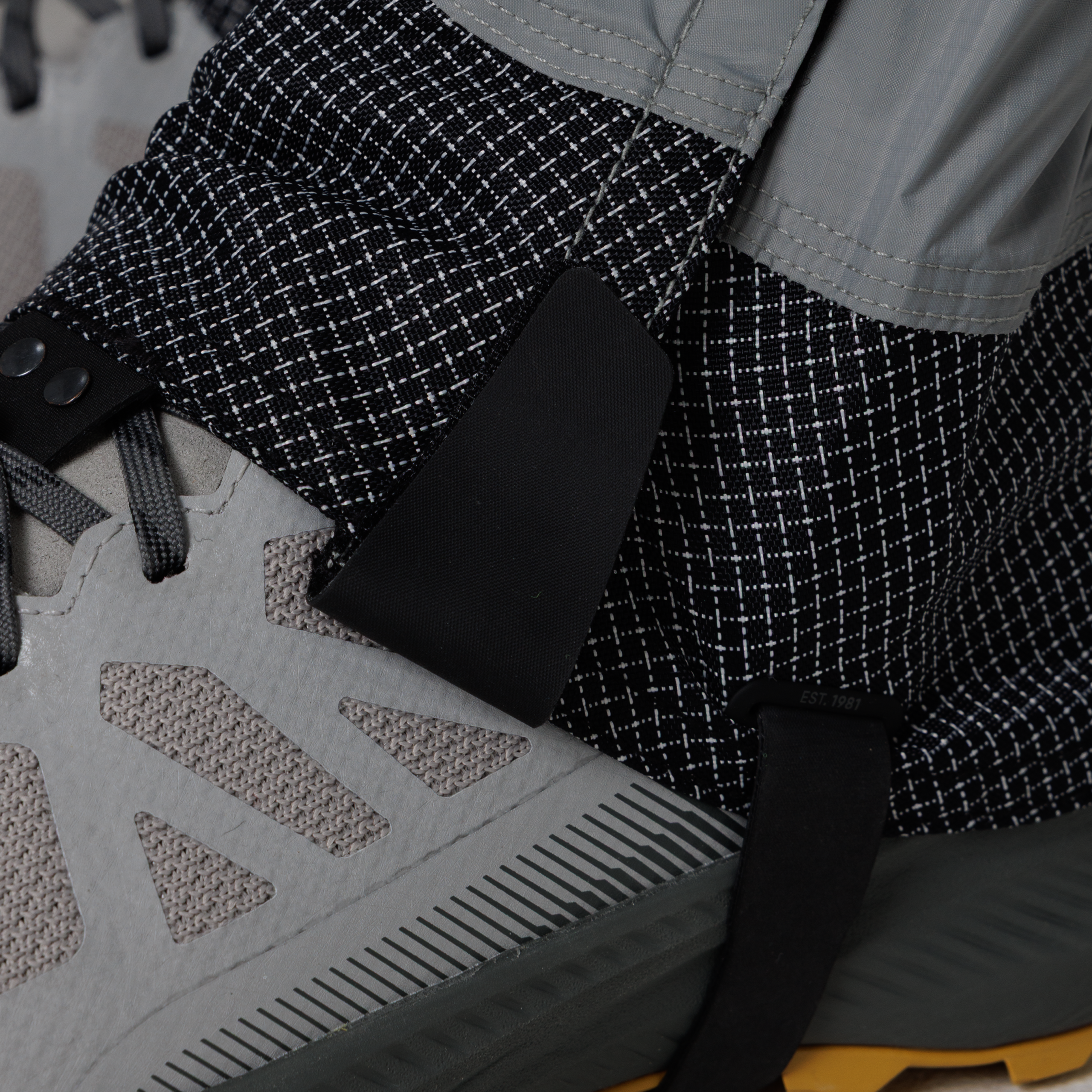 Men's Helium UL Gaiter - Image 5