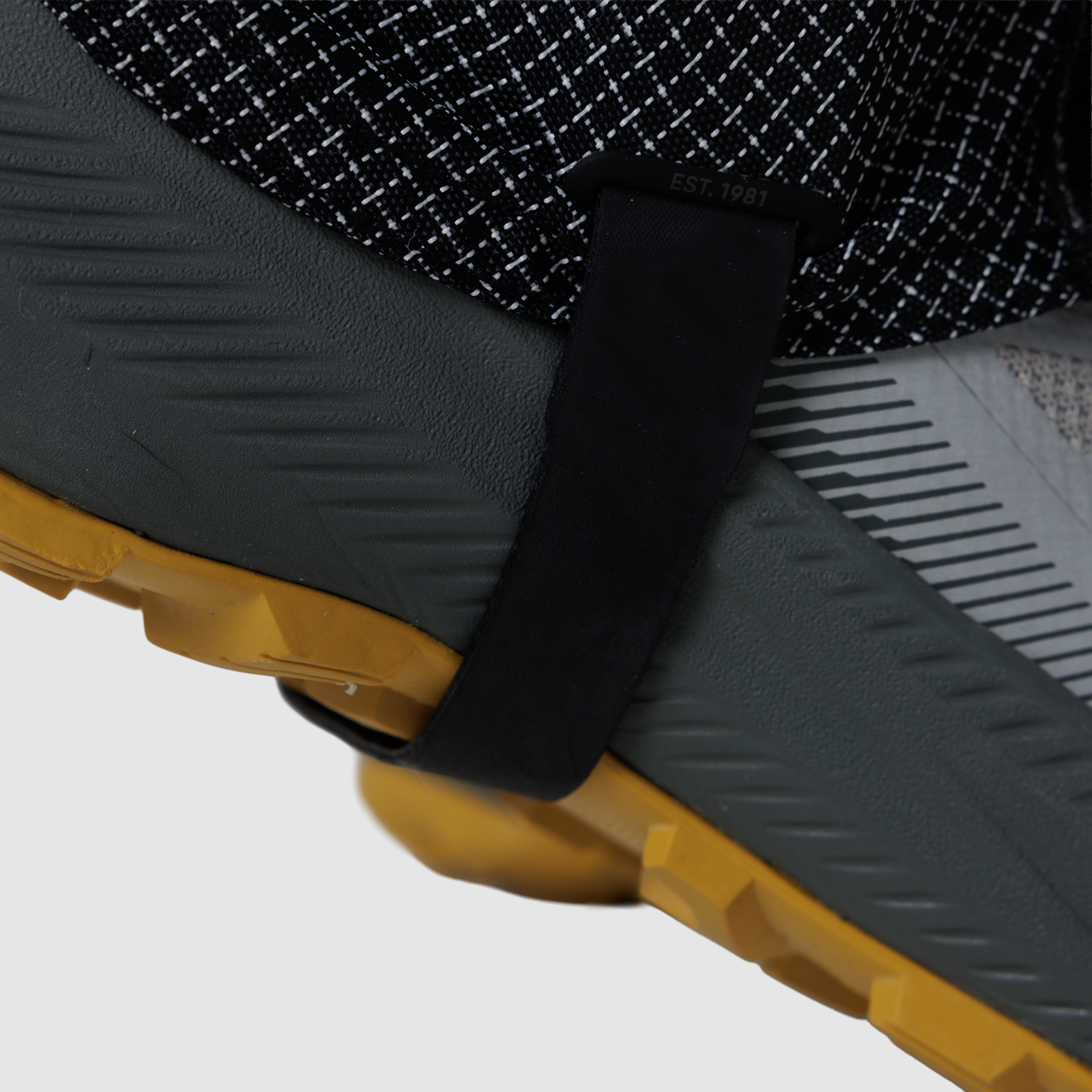Men's Helium UL Gaiter - Image 3