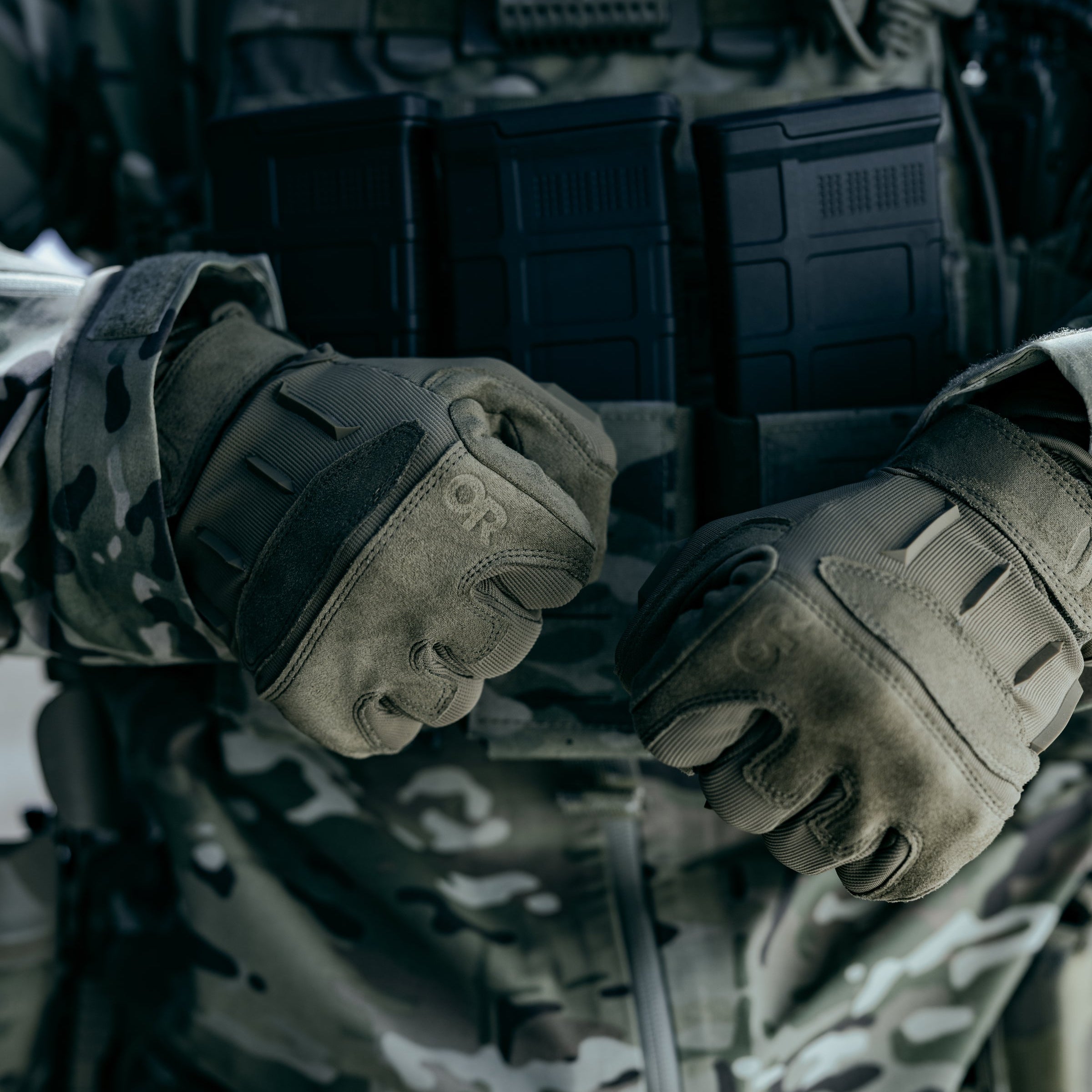 Ironsight II Glove - Image 17